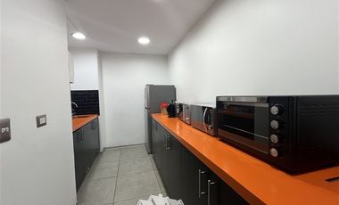 Oficina en Arriendo en Av. Las Condes / Las Tranqueras
