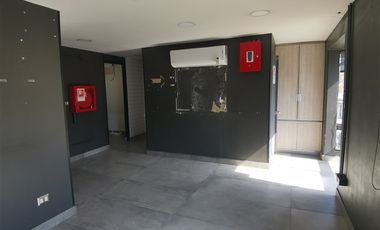 Local Comercial en Arriendo en Manquehue Norte/ Rotonda