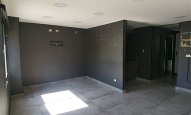 Local Comercial en Arriendo en Manquehue Norte/ Rotonda