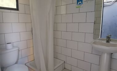 Local Comercial en Arriendo en Manquehue Norte/ Rotonda