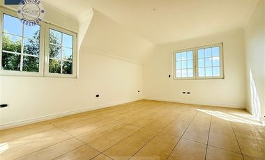 Casa en Venta en CIRCV. ALTO LLACOLEN 863