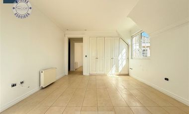 Casa en Venta en CIRCV. ALTO LLACOLEN 863