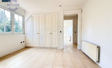 Casa en Venta en CIRCV. ALTO LLACOLEN 863