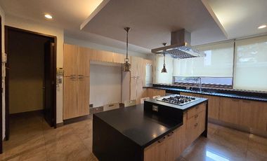 Residencia en venta en Lomas de Tecamachalco, casa 1