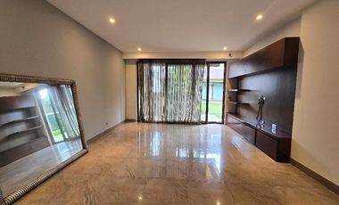 Residencia en venta en Lomas de Tecamachalco, casa 1