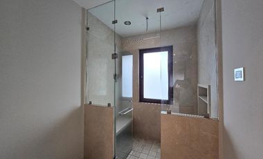 Residencia en venta en Lomas de Tecamachalco, casa 1