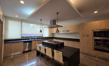 Residencia en venta en Lomas de Tecamachalco, casa 1