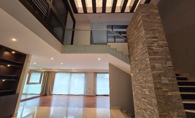 Residencia en venta en Lomas de Tecamachalco, casa 1