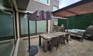 Residencia en venta en Lomas de Tecamachalco, casa 2