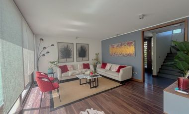 Casa en Arriendo en camino la laguna con camino del sol