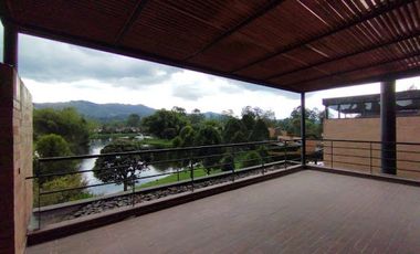 ARRIENDO de CASAS en RIONEGRO