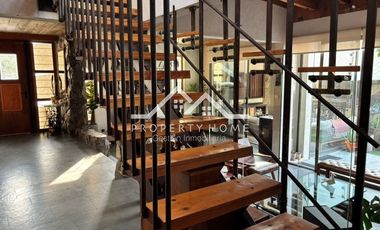 CASA 4 DORM + ESCRITORIO + SERVICIO LA RESERVA