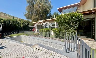 CASA 4 DORM + ESCRITORIO + SERVICIO LA RESERVA