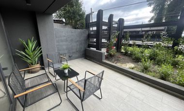 Venta Precioso departamento, incluye patio privado, a pasos del Lago