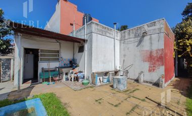 VENTA DE DOS CASAS EN EL MISMO TERRENO!! JOSE MARMOL KING AL 800