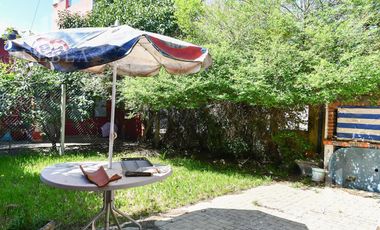 VENTA DE DOS CASAS EN EL MISMO TERRENO!! JOSE MARMOL KING AL 800