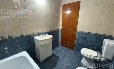Venta Departamento de un dormitorio con cochera, en La Plata