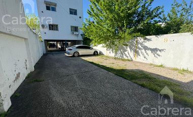 Venta Departamento de un dormitorio con cochera, en La Plata