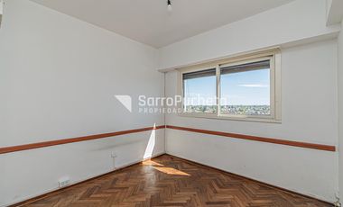 Venta/Alquiler departamento 2 ambientes con cochera en Ramos Mejía.