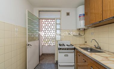 Venta/Alquiler departamento 2 ambientes con cochera en Ramos Mejía.