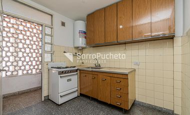 Venta/Alquiler departamento 2 ambientes con cochera en Ramos Mejía.