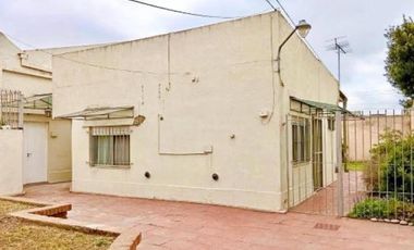 PH en venta - 2 Dormitorios 1 Baño - Turdera