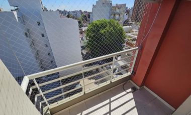 MONOAMBIENTE EN ALQUILER EN MORON SUR