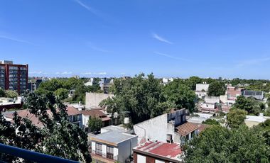 TRES AMBIENTES COCHERA, BALCON, SUM