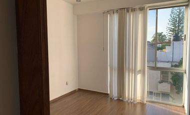 Departamento RENTA Cerca de Plaza del Sol y Plaza La Perla