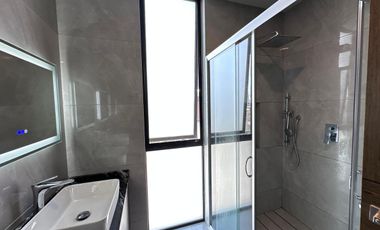 RENTA DE CASA EN PUNTO SUR ESTE