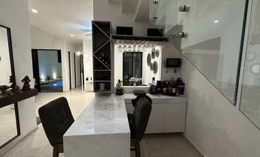 Casa en Venta en Privada Gran Valle Cholul | 3 habitaciones + cuarto de servicio