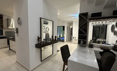 Casa en Venta en Privada Gran Valle Cholul | 3 habitaciones + cuarto de servicio