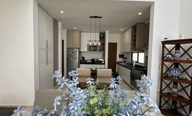 Casa en Venta en Privada Gran Valle Cholul | 3 habitaciones + cuarto de servicio