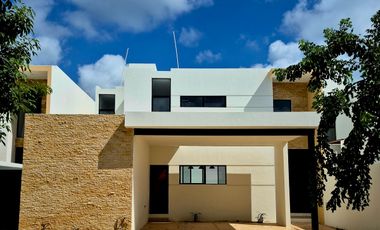 Casa en privada residencial de 3 Habitaciones en Venta. Conkal