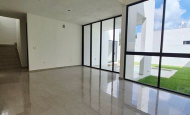 Casa en privada residencial de 3 Habitaciones en Venta. Conkal