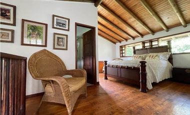 Casa en Venta en El Retiro con Cascada