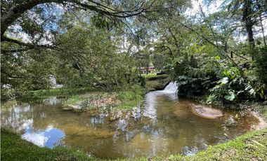 Casa en Venta en El Retiro con Cascada
