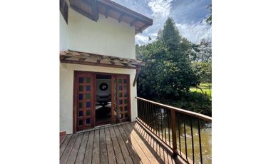 Casa en Venta en El Retiro con Cascada