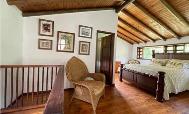 Casa en Venta en El Retiro con Cascada