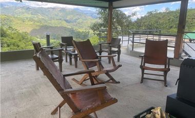 SE VENDE FINCA AMOBLADA EN LOS PINOS - SALENTO QUINDO.
