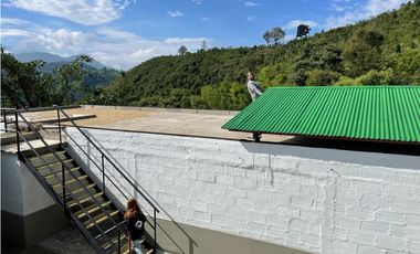 SE VENDE FINCA AMOBLADA EN LOS PINOS - SALENTO QUINDO.