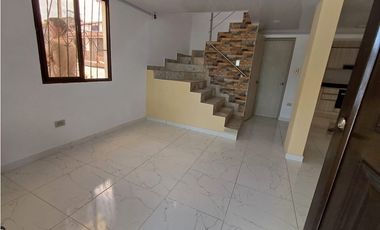 CASA EN EL BARRIO LIMONAR