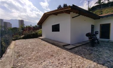 Casa en Arriendo en Envigado sector Antillas