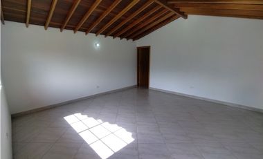 Casa en Arriendo en Envigado sector Antillas