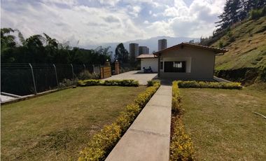Casa en Arriendo en Envigado sector Antillas