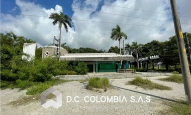 VENTA DE LOCAL EN ZONA INDUSTRIAL MAMONAL - CARTAGENA