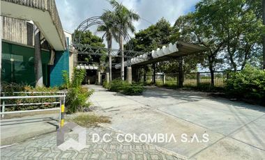 VENTA DE LOCAL EN ZONA INDUSTRIAL MAMONAL - CARTAGENA