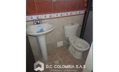 CASA EN VENTA URBANIZACIÓN VILLA REAL - MONTERA - CÓRDOBA