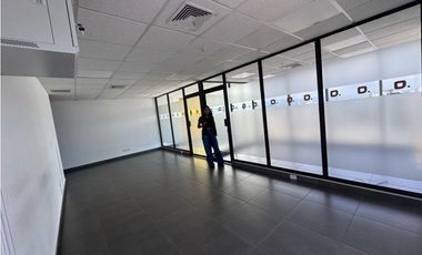 Alquiler y venta de oficina en el edificio TWIST TOWER | Obarrio