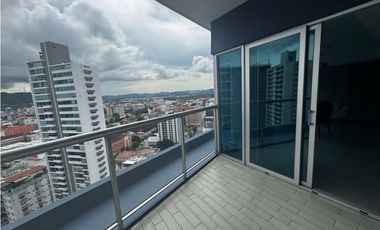 ALQUILER DE APARTAMENTO EN AVENIDA BALBOA PH YACHT CLUB 154m2 JP